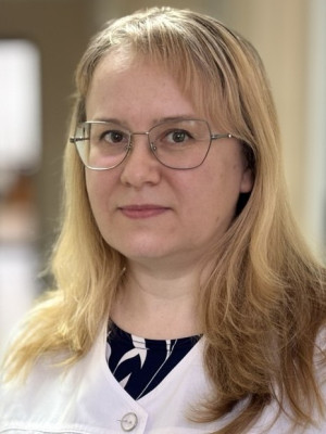 Зам. главного врача по организационно-методической работе Сапожникова Лариса Викторовна
